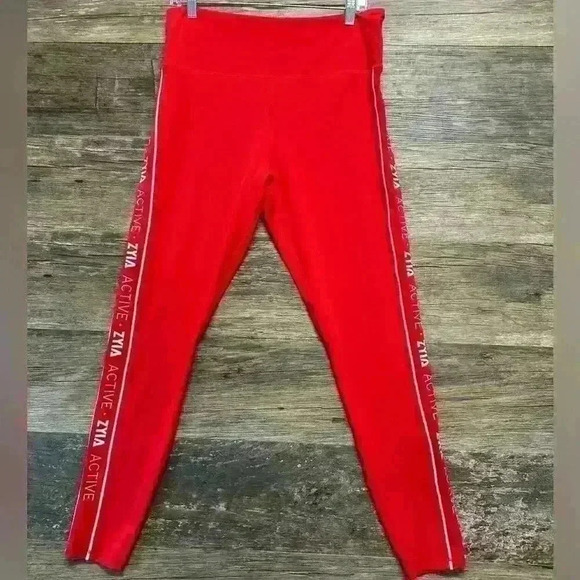 Zyia Red Women’s Leggings Size 16-18 Long 28in inseam - Picture 1 of 4